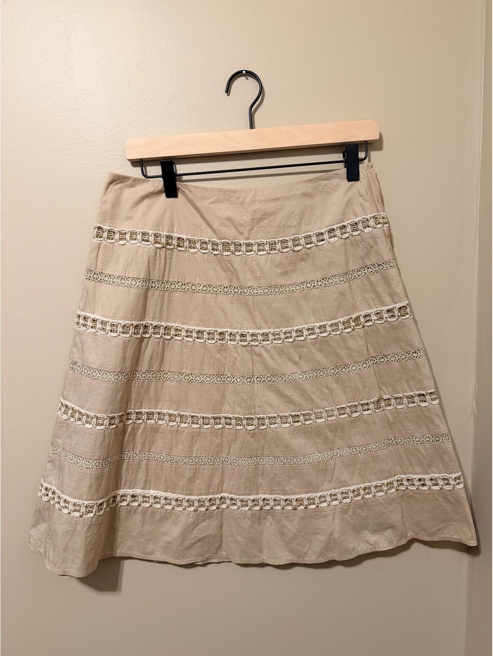 Talbots Petites Beige Cotton Embroidered A-Line Skirt Size 6 Boho Midi
